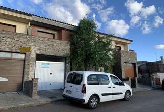 Cluster house for sale in Saelices el Chico, Salamanca. 